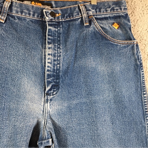 Wrangler Jeans Men Size 40x32 FR Fire Resistant Straight Leg Denim Blue Relaxed - Picture 4 of 14